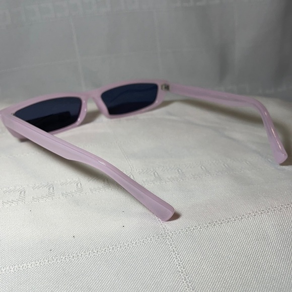 *5 for $25* NWOT FGX International Fashion Sunglasses - Picture 3 of 4